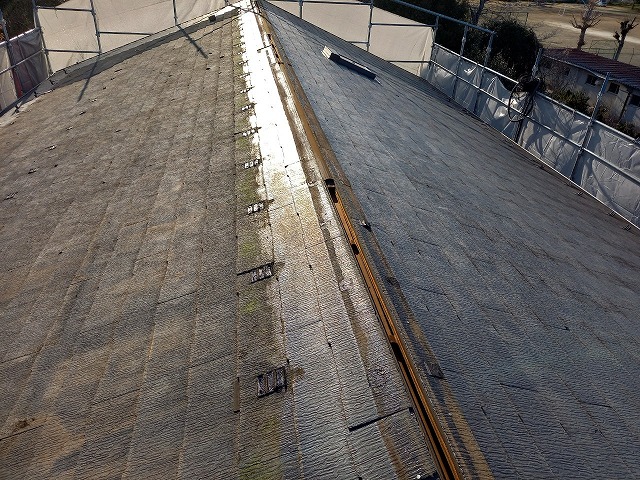 屋根カバー工法で棟撤去